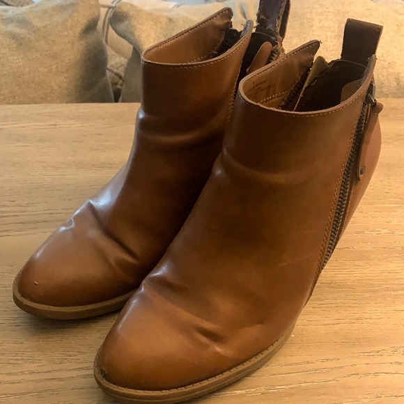 Target Shoes - ⭐️5/$20 Ankle Booties